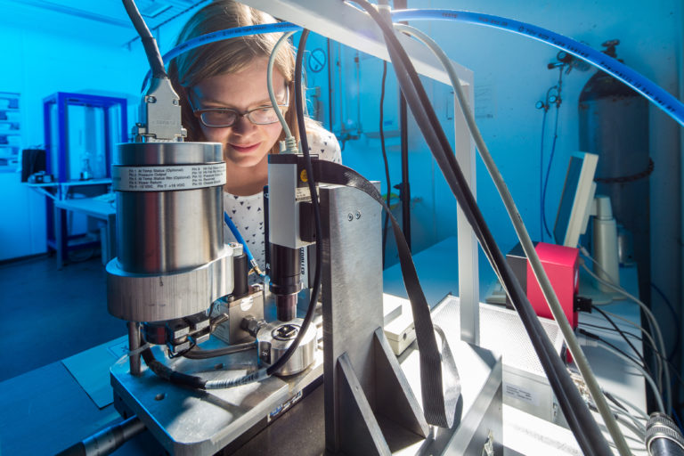 Mechanical testing of thin films - Bulge Test - Institute for General ...